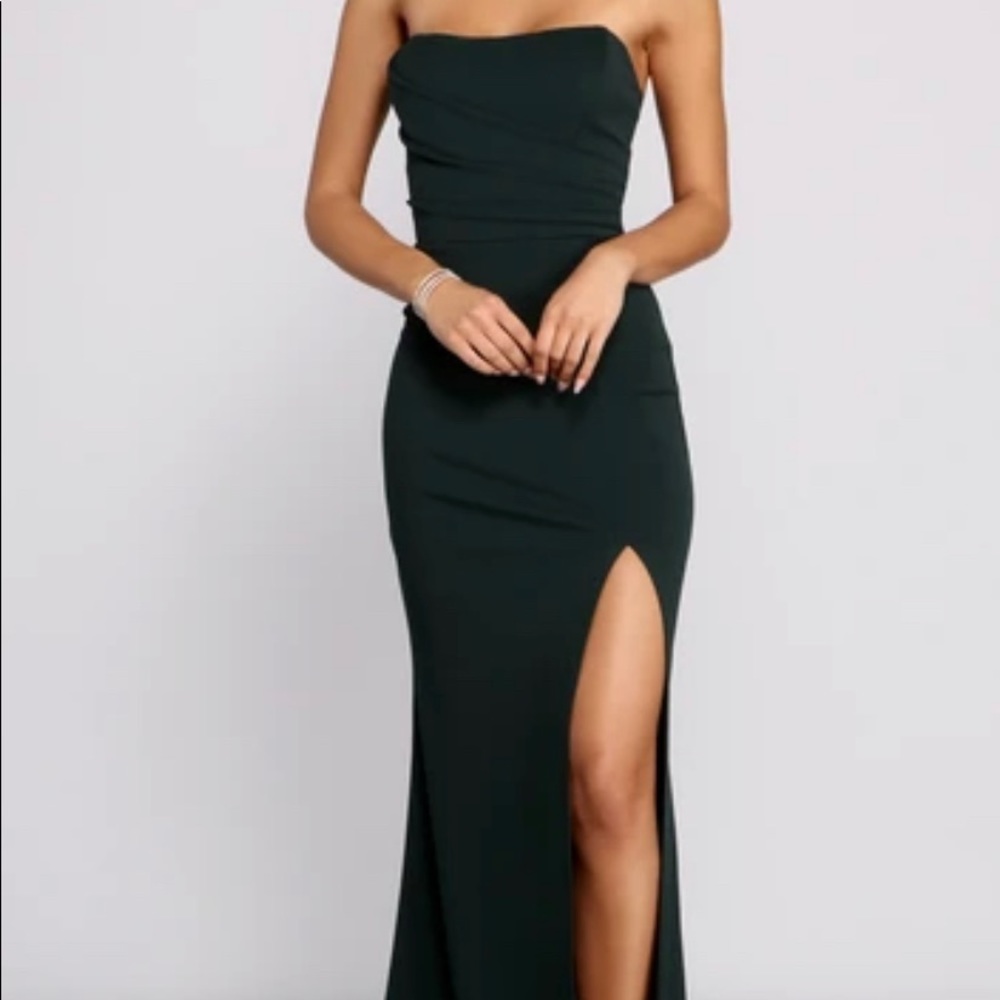 Windsor size large formal dress